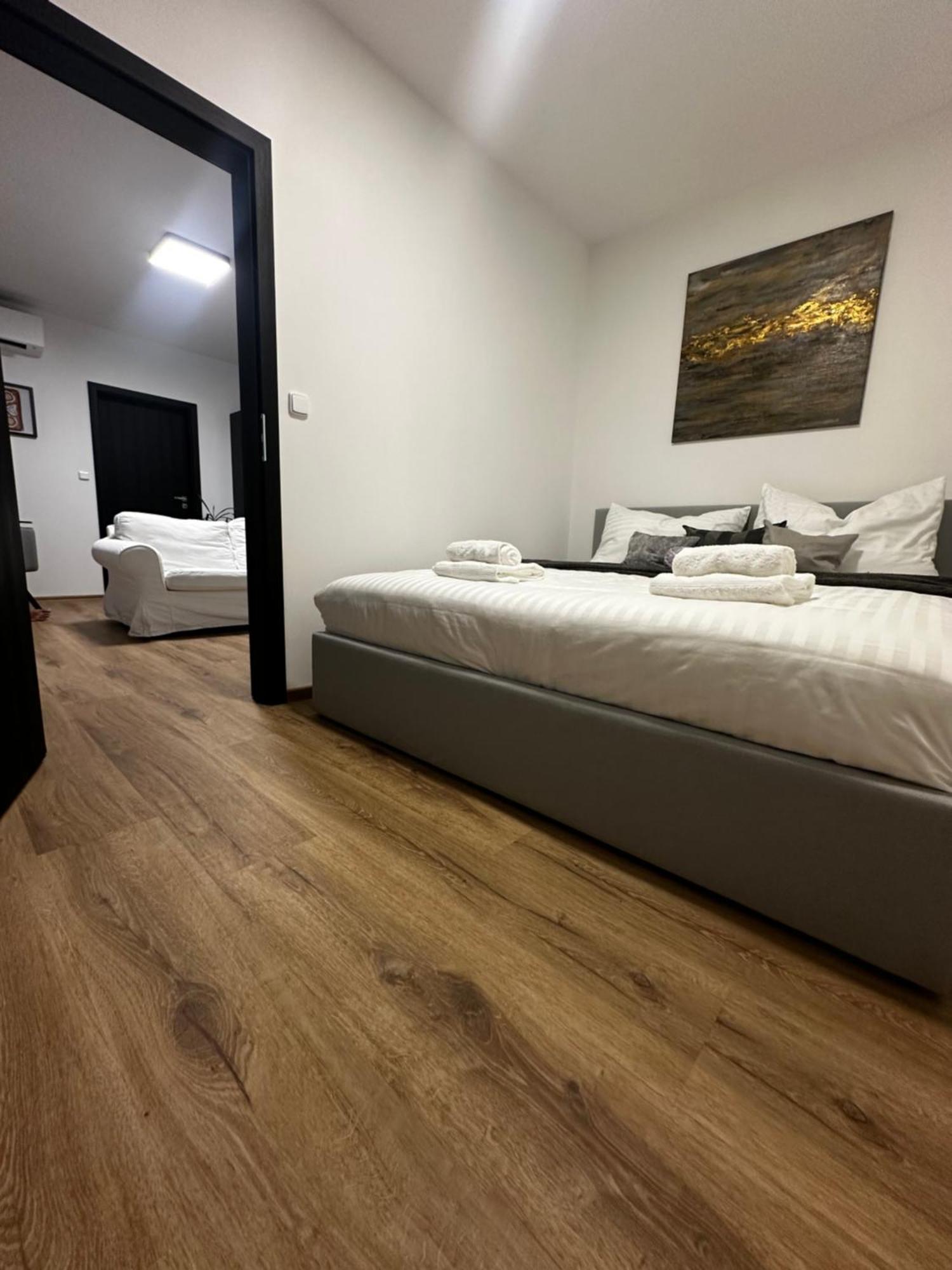 דירות Hodonin Centre View מראה חיצוני תמונה